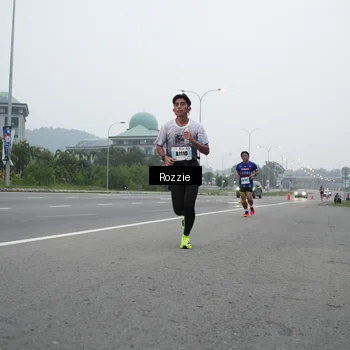 Runner Photo 7208689