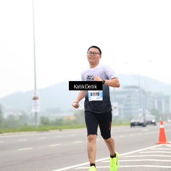 Runner Photo 7208703