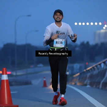 Runner Photo 7209004