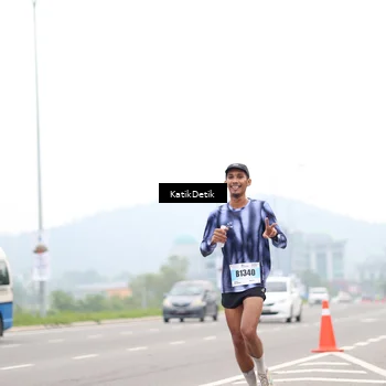 Runner Photo 7209006