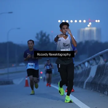 Runner Photo 7209009