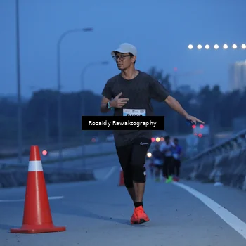 Runner Photo 7209021