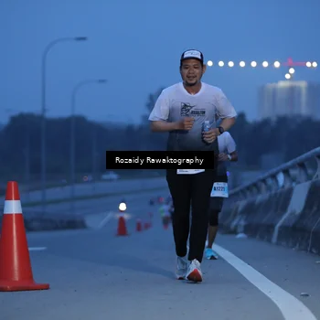 Runner Photo 7209040