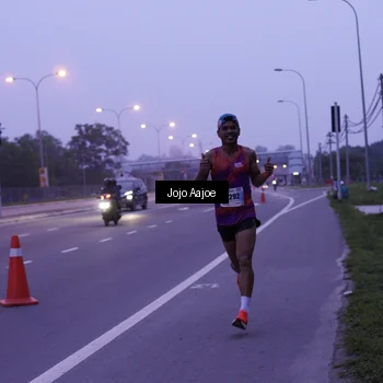 Runner Photo 7209070