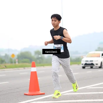 Runner Photo 7209086