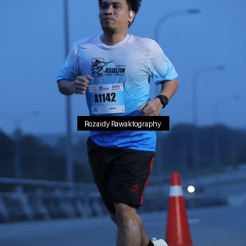 Runner Photo 7209113