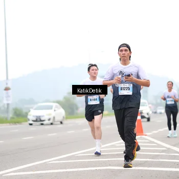 Runner Photo 7209156