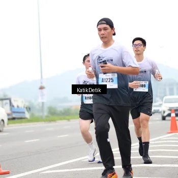 Runner Photo 7209223