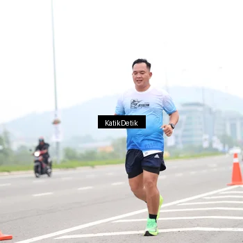 Runner Photo 7209273