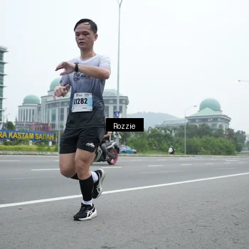 Runner Photo 7209281