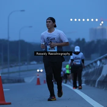 Runner Photo 7209336