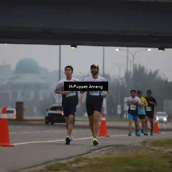 Runner Photo 7209351