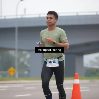 Runner Photo 7209374