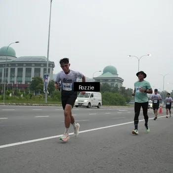 Runner Photo 7209395