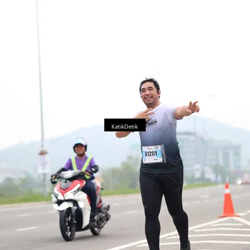 Runner Photo 7209399
