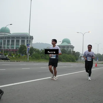 Runner Photo 7209460