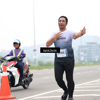 Runner Photo 7209469