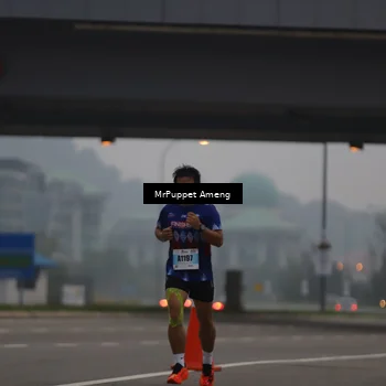 Runner Photo 7209476