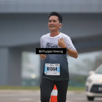 Runner Photo 7209543