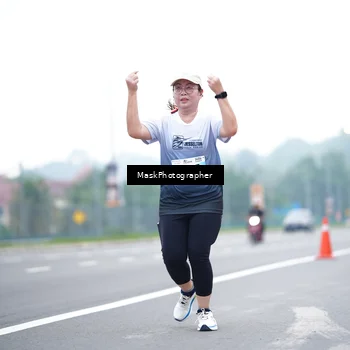 Runner Photo 7209553