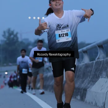 Runner Photo 7209644