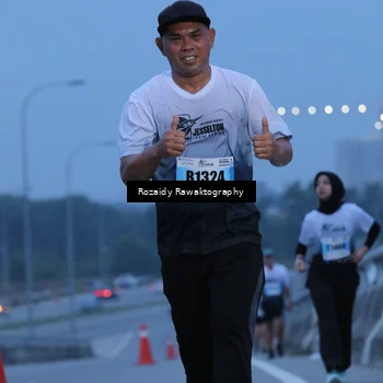 Runner Photo 7209653