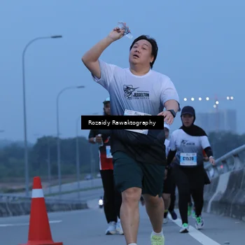 Runner Photo 7209663