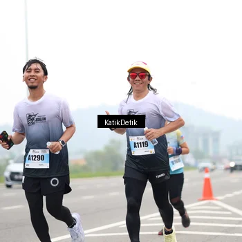 Runner Photo 7209748
