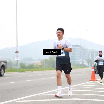 Runner Photo 7209789