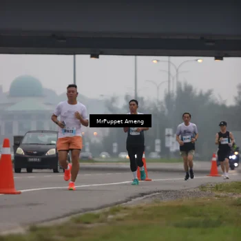 Runner Photo 7209793