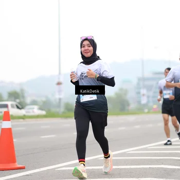 Runner Photo 7209853