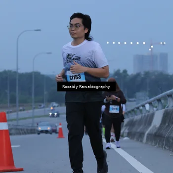 Runner Photo 7209856