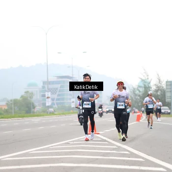 Runner Photo 7209882