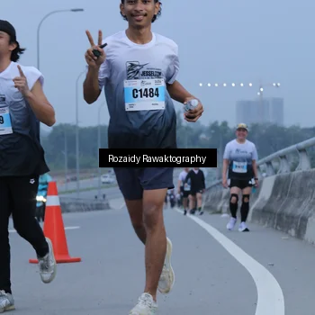 Runner Photo 7209946