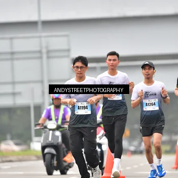 Runner Photo 7210006