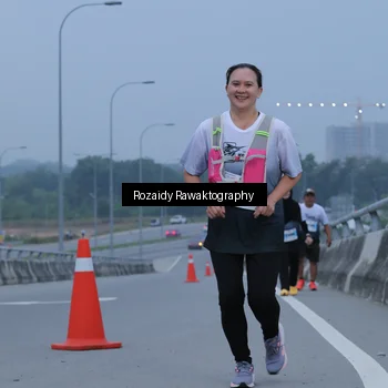 Runner Photo 7210008