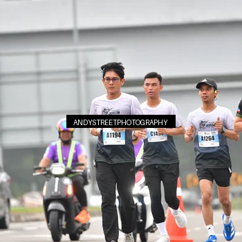 Runner Photo 7210017