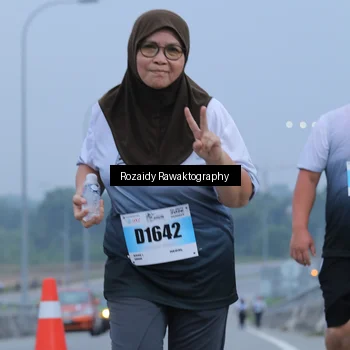 Runner Photo 7210021