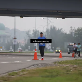 Runner Photo 7210042