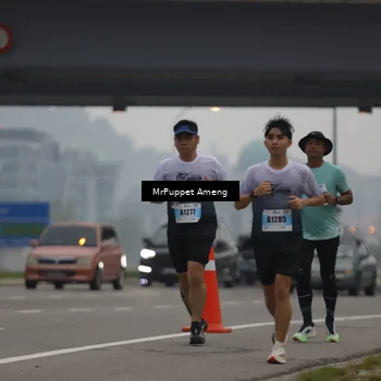 Runner Photo 7210098