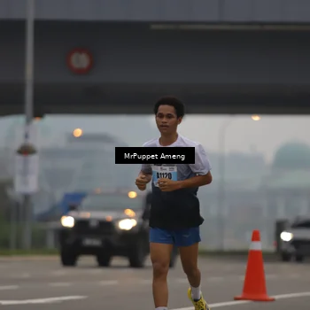 Runner Photo 7210110