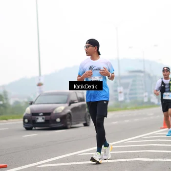 Runner Photo 7210168