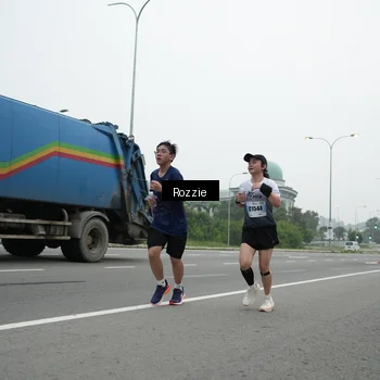 Runner Photo 7210198
