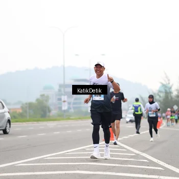 Runner Photo 7210204
