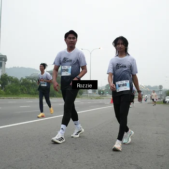 Runner Photo 7210237