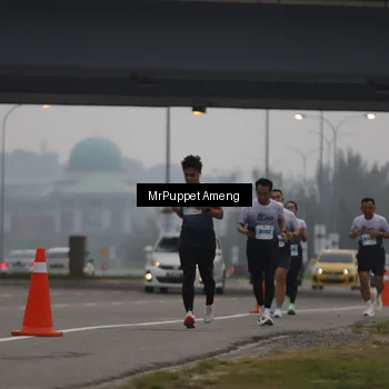 Runner Photo 7210246