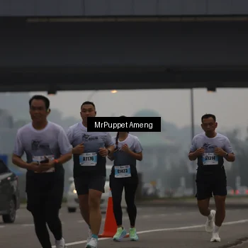 Runner Photo 7210260
