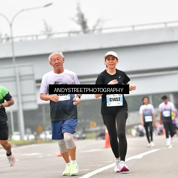 Runner Photo 7210274