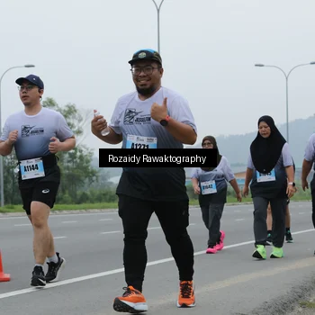 Runner Photo 7210300