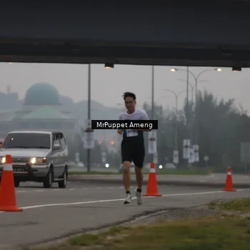 Runner Photo 7210303